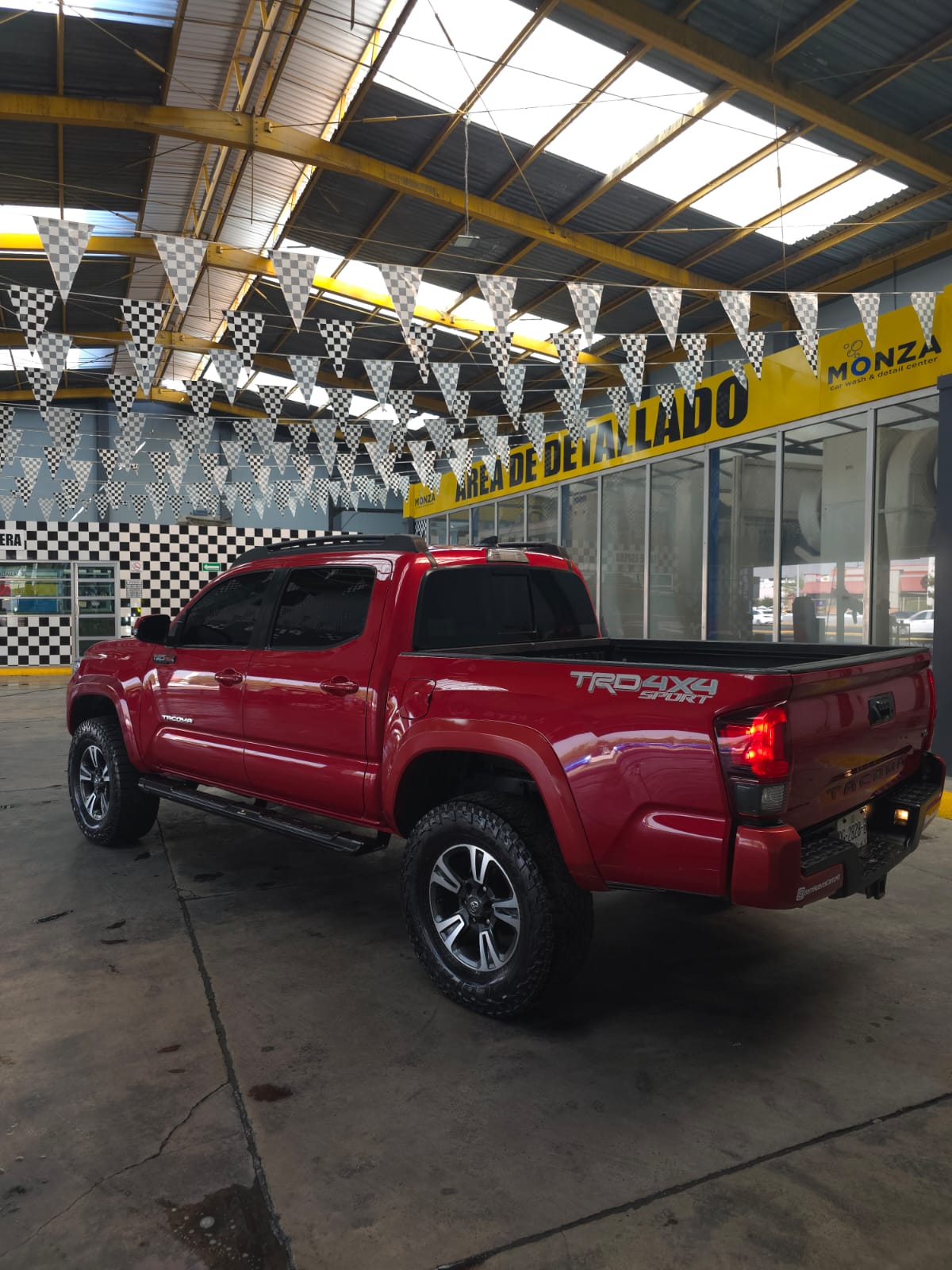 TACOMA TRD SPORT 2019